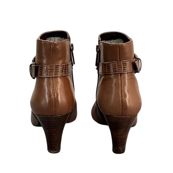 Bandolino Brown Leather Gold Buckle Side Zip Wooden Heel Ankle Bootie Women 9.5 - Picture 8 of 10